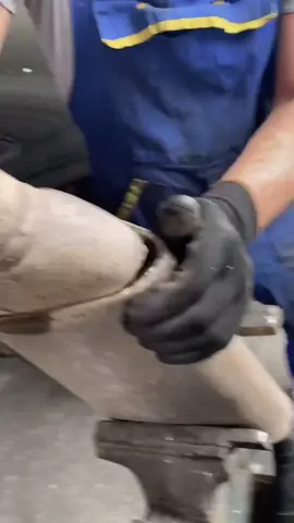 #dpf #dpfcleaning #exhaust #audi #a6 #diesel #car #anglegrinder #welding #clean