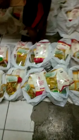 Bagi Bagi Sembako #ramadhan #bagi2
