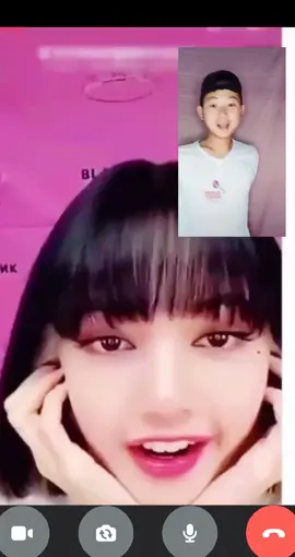 video call with lisa😁#foryou #fyp #foryoupage #tiktokmyanmar #website #DANCE #dancer #lisa #blackpink
