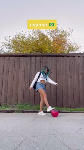 ¿neymar o mbappé? ⚽️ #neymar #mbappé #futbol #brasil #francia #Soccer #trickshot