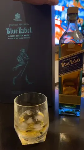 #jhonniewalkerbluelabel #wisky #parati #bebidas