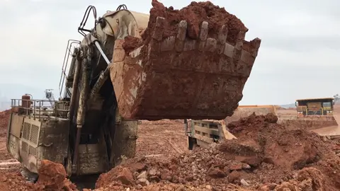#megamachineschannel #TerexRH170 #ShovelExcavator #Excavator #Mining #HeavyEquipment