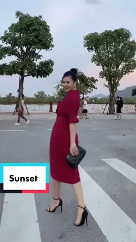 #xuhuong #YeuVietNam #LiveForTheChallenge #CongChuaChayTron Cô gái iu màu hường 😜