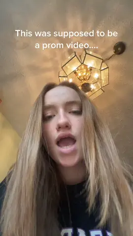 This is the fourth prom video I forgot to finish :)