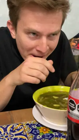 Gringos y sus dietas 🥵😤🇺🇸🇲🇽 #guadalajara #pozole #comida #Vlog #viaje #mexico #mexicano #español #spanish #eeuu