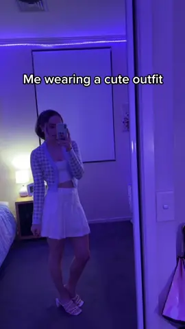 Always got to be when you’re wearing white as well 😭😭 #fyp #girls #girlslife #femaleproblems