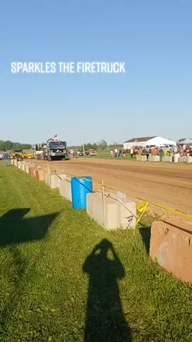 Sparkles the firetruck having a bit of fun in Ripon WI #wisconsin #wisconsincheck #turbo #2stroke #sledpull #4x4 #diesel #boosted #adult money