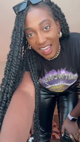 Day 2 in #Dubai #outfitcheck #dailyvlog #vacation #lakers #shein #airforces #shein #romwe #adidas #hottopic #anime #docmarteens #hollister