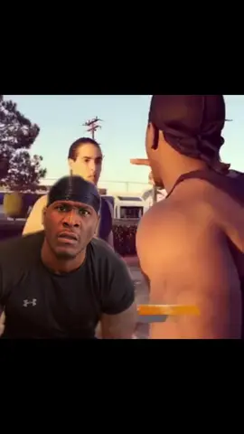 #greenscreenvideo LOL Is that the guy from…￼