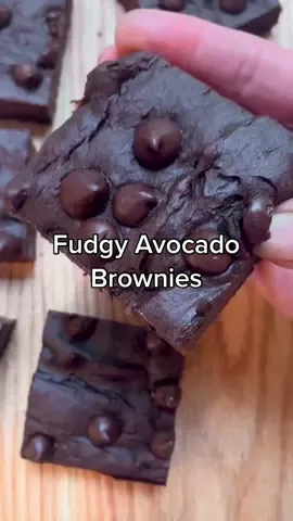 Reply to @ruby_ma3 a life without brownies is not for me.  Who’s with me?  #brownierecipe #healthydessert #weightlossrecipes #momsontiktokover30 #avo