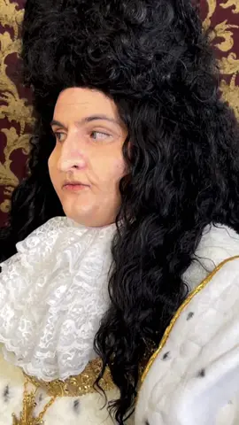 #kingsandqueens #louisxiv #king #leroi #sunking #leroisoleil #versailles #gold #baroque #wig #heels
