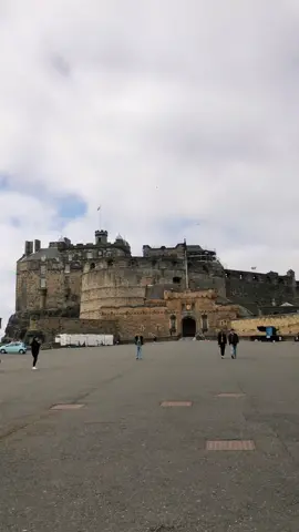 back to my spontaneous trip to the capital city #edinburgh #aberdeen #Scotland