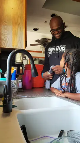 I thought I had this one #daddyanddaughter #Ary #viral #trending #tiktok #fy #FamilyFun #sinkchallenge #towelchallenge