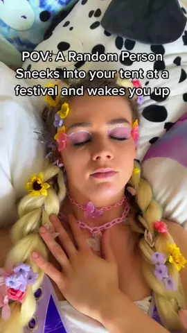 PLSSSSS STAY OUT OF OTHERS TENTS ITS VERY TR@MAT1C LOL #wook #ravegirl #festivalcamping #raveoutfit #basscanyon #lostlands