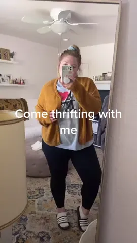 Bestie and I went thrifting! @jenna.monaco 🥰 #thrifting #thriftinghaul #plussizeshopping #plussizethrifting #plussizeoutfit ￼#plussizeedition #size16