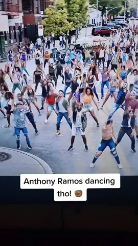 @anthonyramosofficial got them moves tho! Don't sleep on ITH, the man carries. #intheheightsmovie  #linmaneulmiranda  #washingtonheights