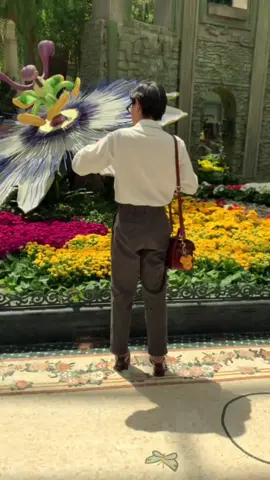 flower garden date ✨🌷 #vintage #aesthetic