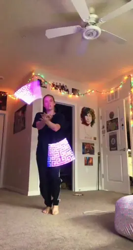 caught a new trick on camera and got too hype, enjoy the chaotic flow lol #poi #pixelpoi #poiflow #poispinning #neopoi #flowarts #flowtok