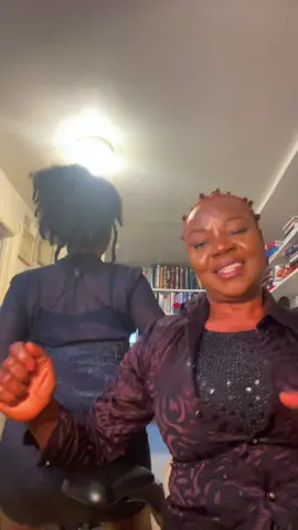 “ya ma know you be dancin like that?” #africantiktok #nigeriantiktok #westafrican #foreigntiktok #fyp #whineforme