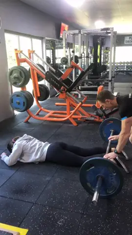 suncoast thickness check! #bigbutts #booty #gym #gains