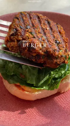 🍔 #burger #plantbased  #foodtiktok #EasyRecipes #fypシ