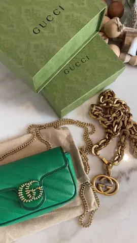 just some hot girl summer accessories 💚✨ had to improvise at the end lol #fyp #foryou #gucci #luxuryunboxing #realizations