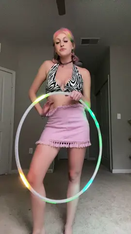 Can’t do this dance so here’s a hoop vid instead #hooptok #hulahoop
