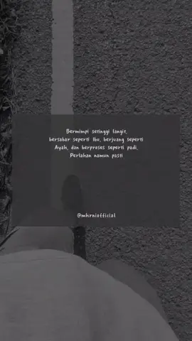 yuk nyerah aja yuk💪#like #fypシ #fyp #sukses #quotesaesthetic #motivation #masihbelajar