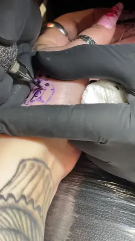 Tattoo day @cedarspringstattoo ! Done by ELI 🙌🏽 #tattooshoptok #1986 #FordMaverick  #tattoovlog #handtattoo #cedarspringstattoo