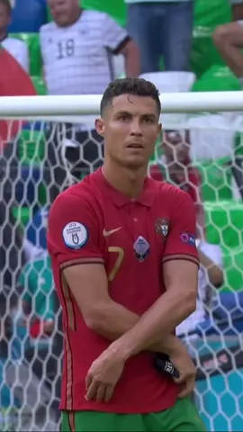 What a man, what a machine! 🦾 #cristianoronaldo #portuguese #portugal🇵🇹 #cr7 #foryoupage #euro2020 #captain #machine #portugal