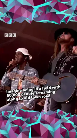 feel like pure **** just want festivals back x 🥲 #glastonbury #glastonburyfestival #lilnasx #oldtownroad