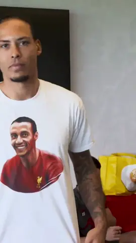 Find someone who loves you the way Virg loves Joel Matip ❤️🤣 #fyp #trending #foryou #vandijk #matip #lfc