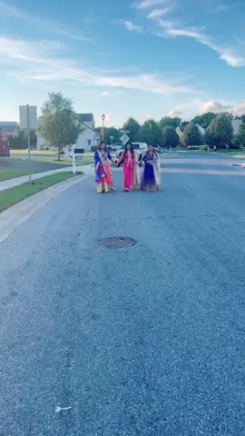 #hindisonglove ##nandabhajukomaya🥰 firsttiktok#🤣🤣🥰