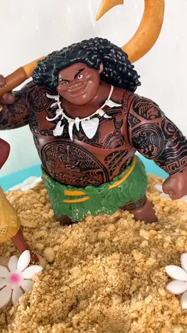Moana cake #yourwelcome #moana #seacake #fondantcake #WorkThisWay #cakevideodaily #cake #cakevids #ganache #cakeart #cakeboss #moanaandpua #cakefun