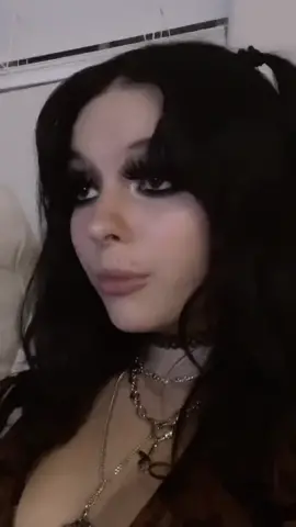 i dont like this party.