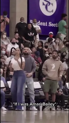 I love how Drake always pulls up to these games 😂 @ypk.raye #basketball #drake #amaribailey
