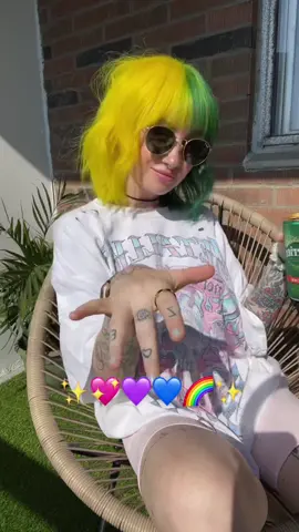 happy pride babes!! 🌈✨ #pridemonth #Pride #FordMaverick #gooddyeyoung #tattoos #fypシ #foryoupage #toronto #fyp