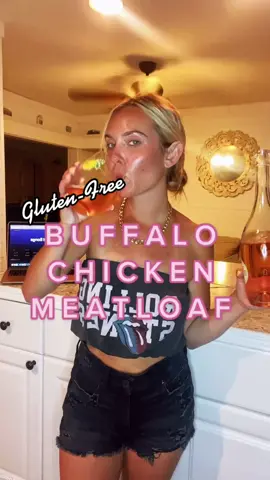 What’s your fave song in my random af playlist 🤣 #allyssainthekitchen #learntocook #glutenfreerecipes #wineo  #milennialsontiktok #easydinnerideas