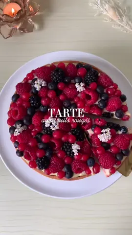 Tarte aux fruits rouges 🫐 #pourtoi #fyp #asmr #recette #Foodie #food