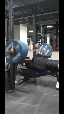 185 kg = 416 kg⚠️⚠️⚠️🔞🔞🔞