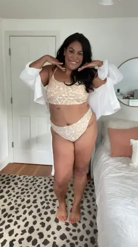 #ad Feeling confident in my body daily! embrace your curves freshly waxed in your bikini thanks to @europeanwax 🎉#EuropeanWaxCenter #bodypositivity