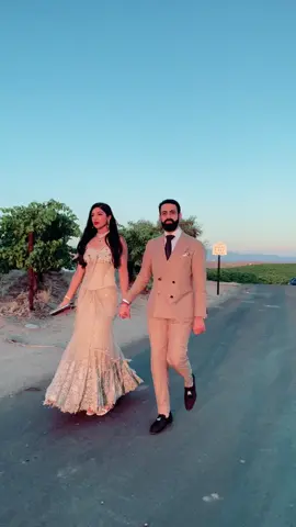 #fashiontiktok #couplegoals #couple #husbandwife #weddingvibes #summervibes @thebadgentleman