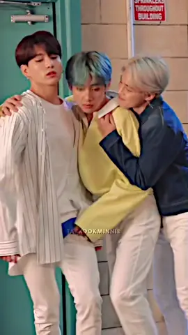 Reply to @taekookminnie CUTE😭😭 #taekook