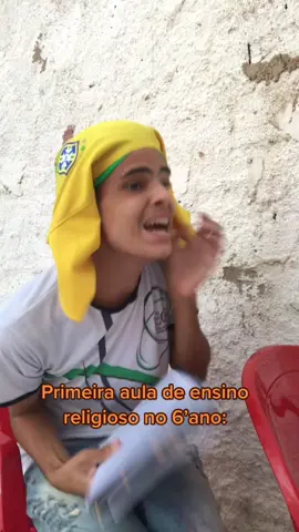E eu achava que a gente ia estudar a Bíblia🤭