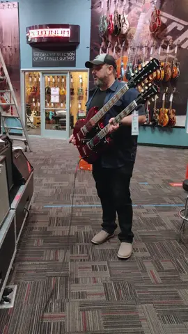 Playing the FORBIDDEN riff at Guitar Center #guitartok #forbidden