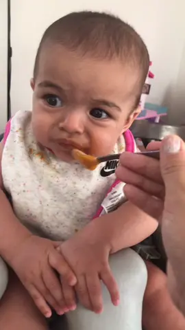 First Foods 😂 Mama doesn’t like squash either. #6montholdbabyfood