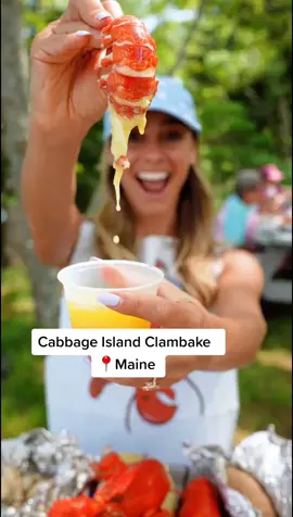 lobster tour @markwiens @jeffreymerrihue #onvacation #itsmycheatday #restaurantreviews #lobsterroll #maine #lobster