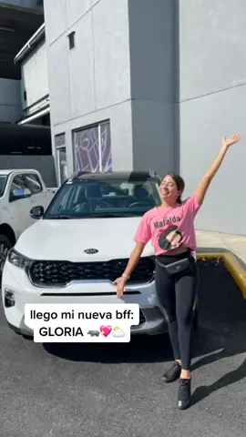 y con ustedes…. MISS GLORIA 🦛❤️‍🔥⚡️💦✨ (va ASMR quitando los plásticos) #newcar #caressentials #carcheck  #republicadominicana #rd