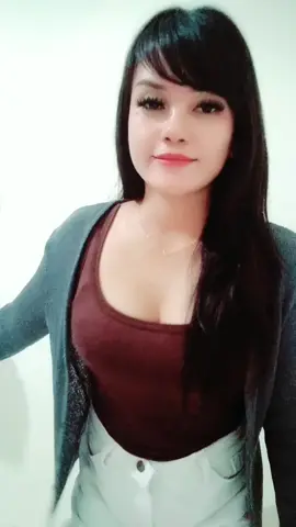 Gak tau artinya 😅.