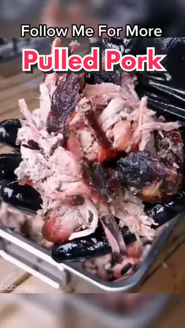 Crazy Pulled Pork‼️ SMASH or PASS⁉️📹 @bbqbro.eu #porkrecipes #grilling #meatlover #barbecue #pulledpork #smokedmeat